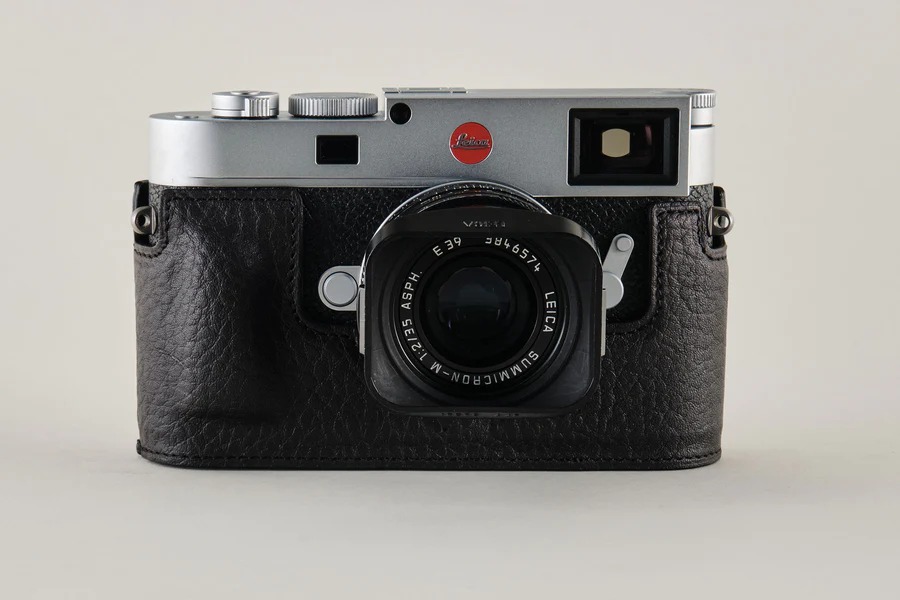 TagCase cho Leica M11 tích hợp chỗ giấu Apple AirTag 7