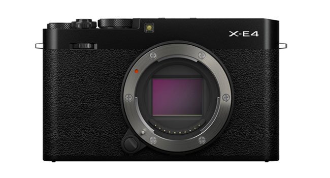 Fujifilm X-E4 là một chiếc máy ảnh xây dựng trên cảm biến APS-C 26MP