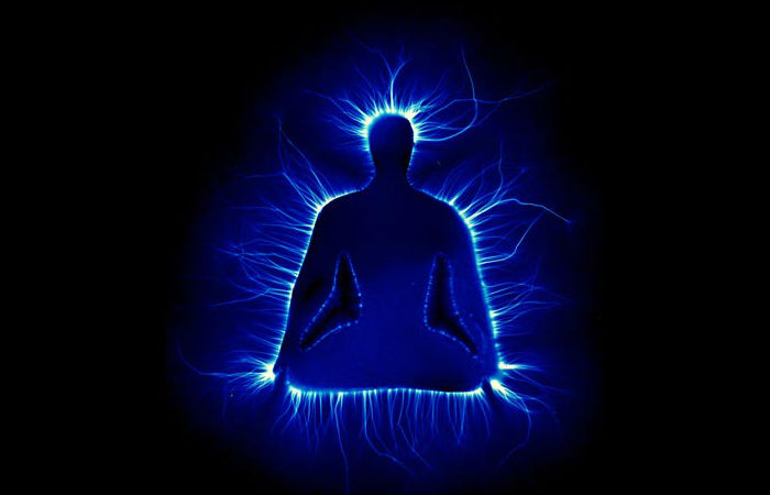 Kirlian ra đời bởi cặp vợ chồng người Nga