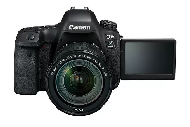 Máy ảnh Canon EOS 6D II với màn hình xoay lật