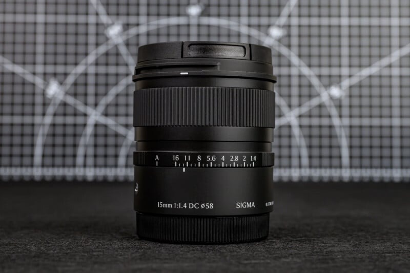 Sigma sắp ra mắt ống kính AF Cine 28-105mm T3 FF