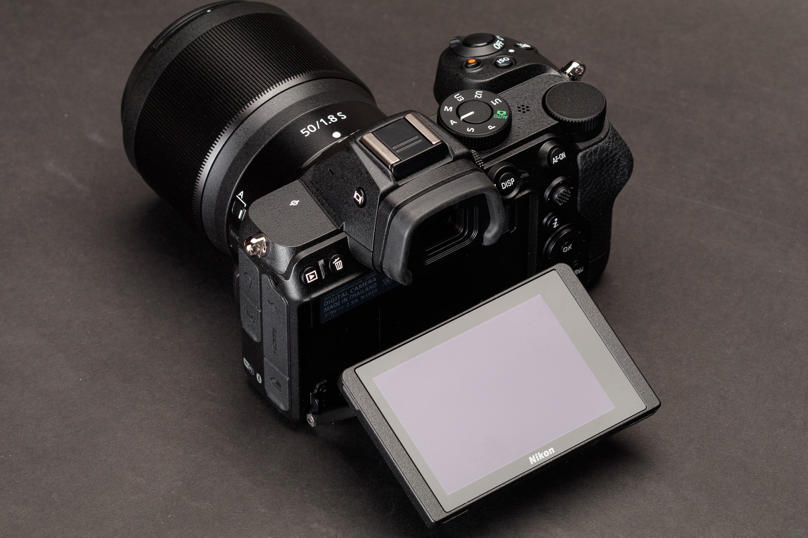 Các máy ảnh Nikon DSLR sẽ không còn được tập trung phát triển