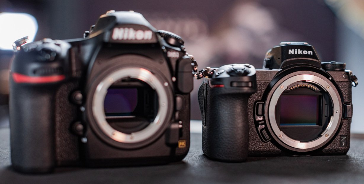 Bạn sẽ chọn Nikon Mirrorless hay Nikon DSLR