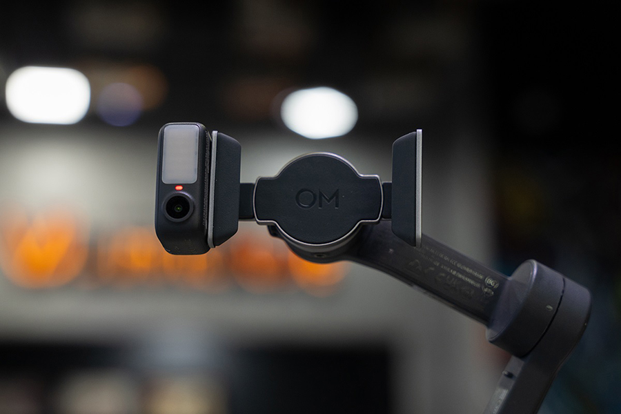 Gimbal 2 trục có khả năng kiểm soát hai hướng