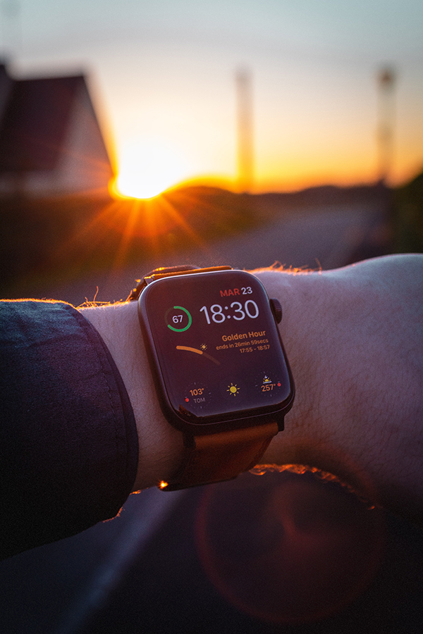 smartwatch là món phụ kiện được nhiều người yêu thích