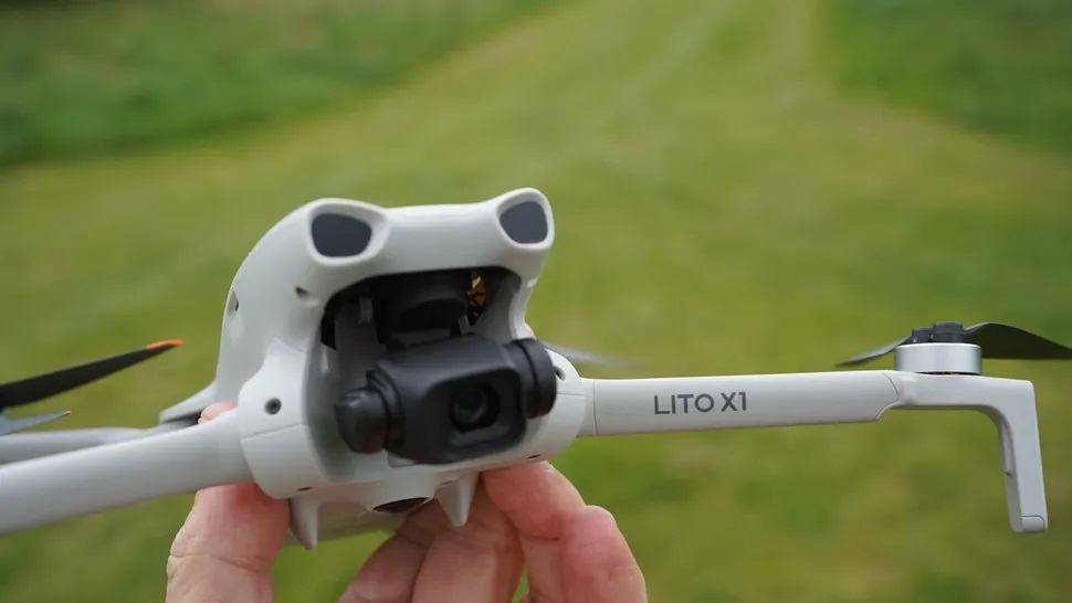 DJI Lito X1 nghiêng về imaging performance