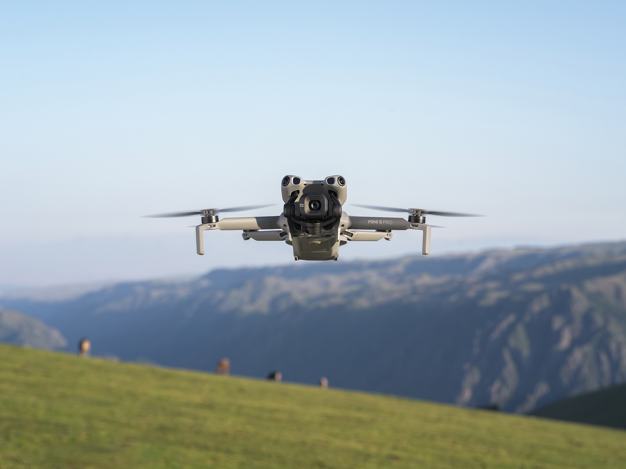 DJI Mini 5 Pro cảm biến lớn 1 inch