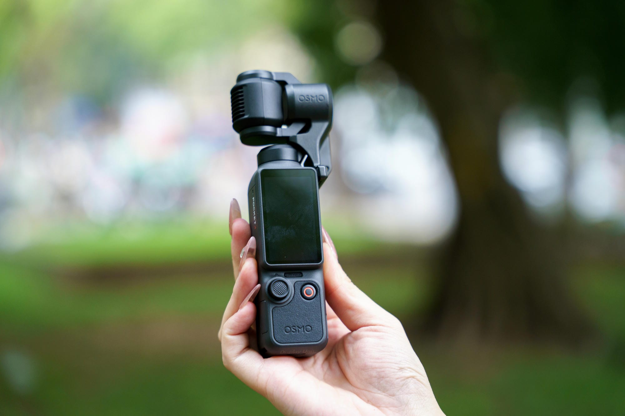 Ra mắt DJI Pocket 4