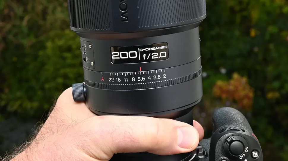 Ra mắt Laowa 200mm f/2 AF FF: Không có chống rung