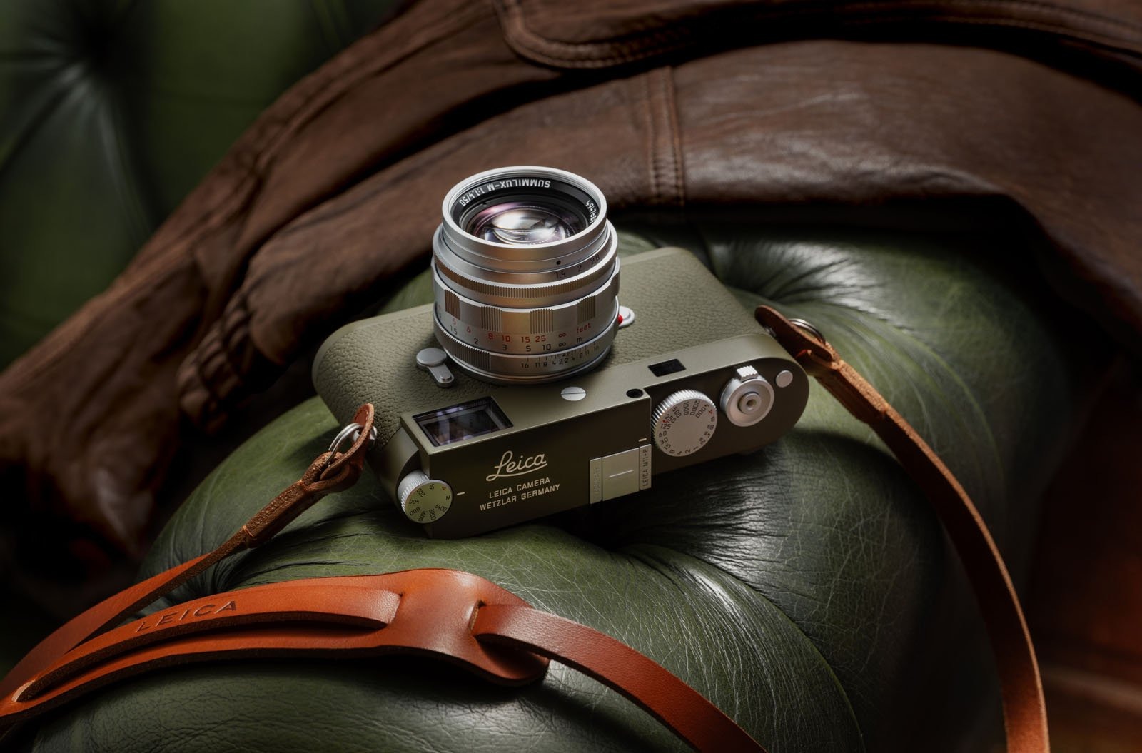 Leica M11-P Safari phiên bản xanh ô-liu