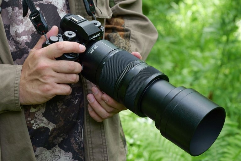 Lumix S 100-500mm f/5-7.1 OIS cung cấp hiệu suất ổn định vượt trội