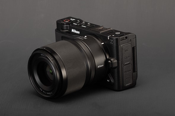 Ra Mắt Nikon ZR: Ấn tượng ban đầu