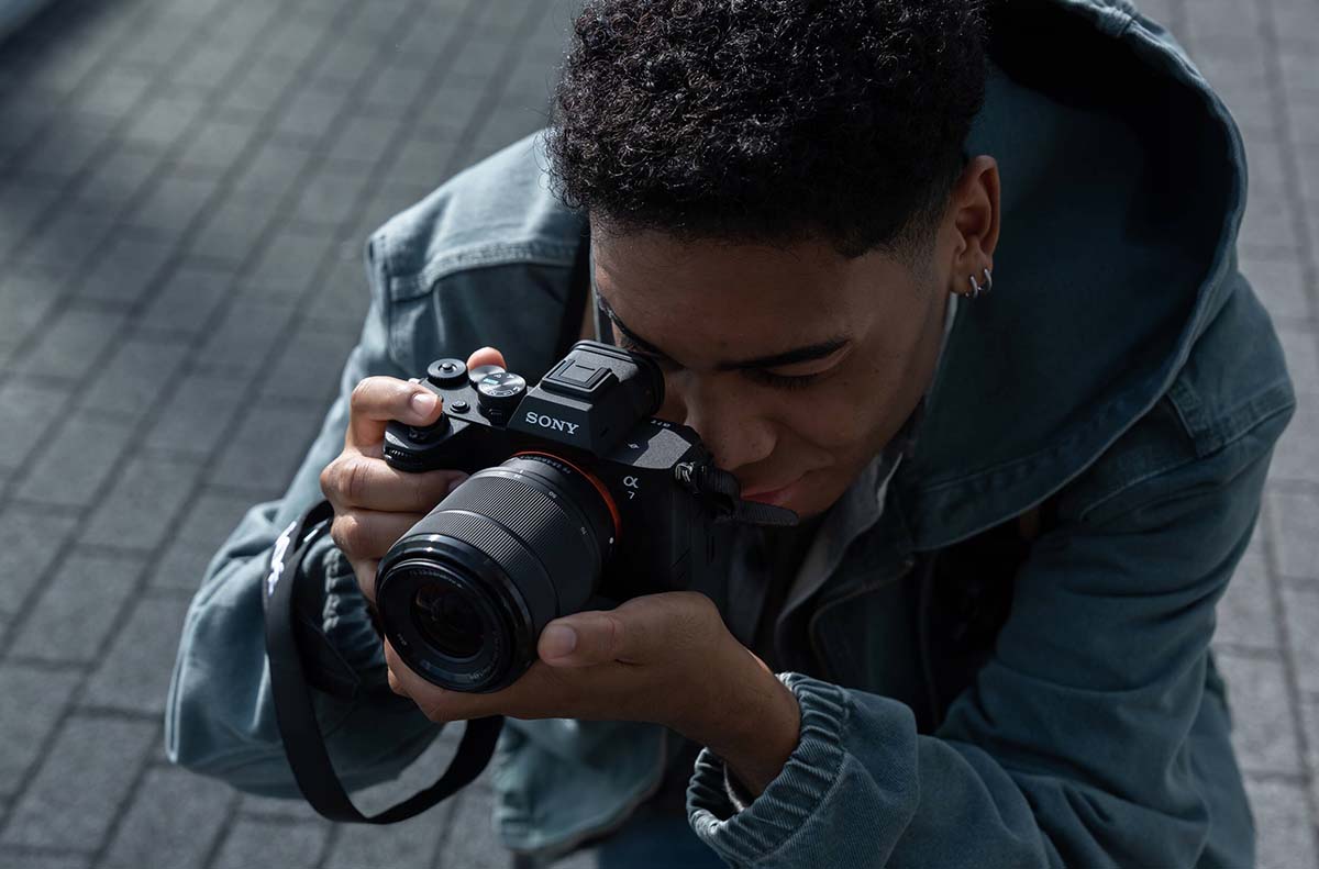 Ra mắt Sony FE 28-70mm F3.5-5.6 OSS II: Giá bán