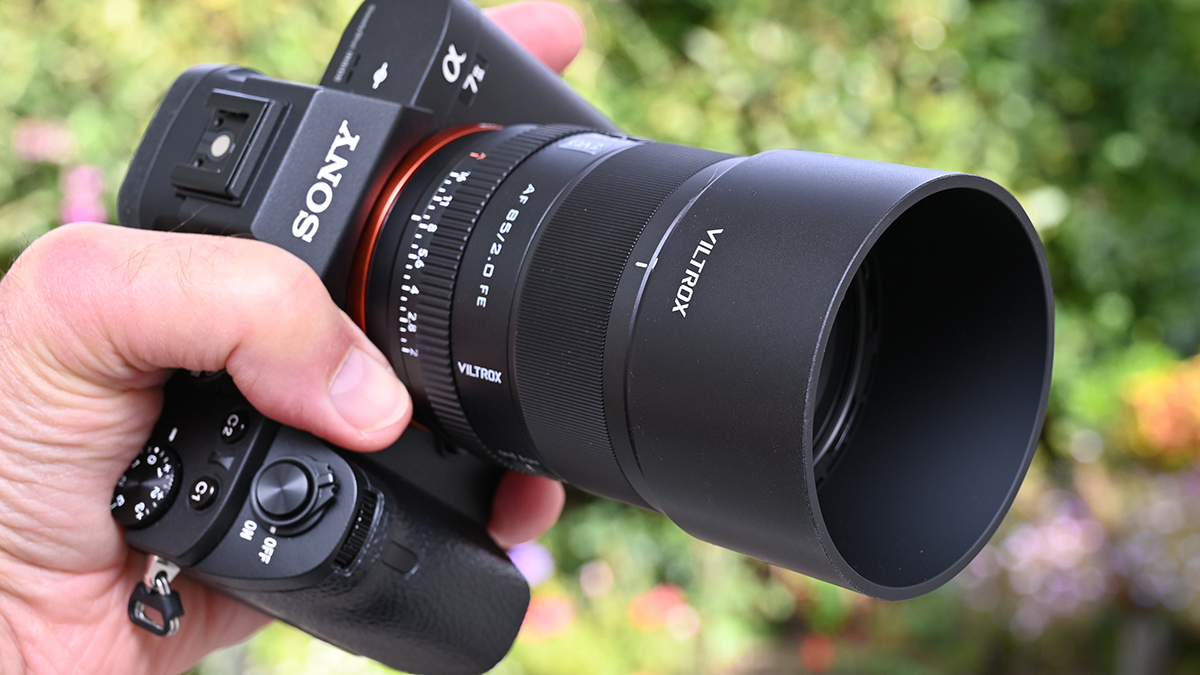 Ra mắt Viltrox AF 85mm F2.0 EVO FE: Giá bán dễ tiếp cận