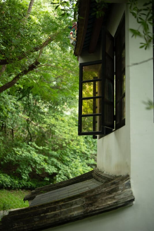 ra-mat-viltrox-af-50mm-f14-pro-7