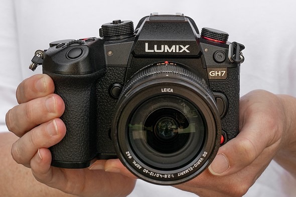 Đánh giá Panasonic GH7: Cảm biến và bộ xử lý