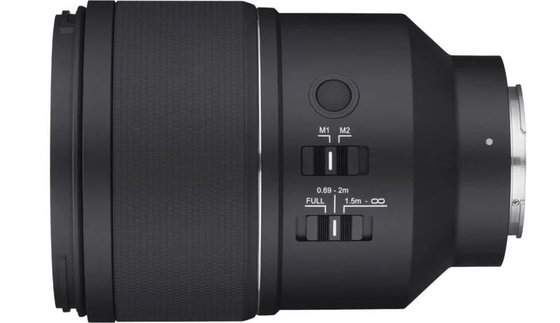 Samyang AF 135mm f/1.8 được thiết kế có khả năng chống thấm thời tiết