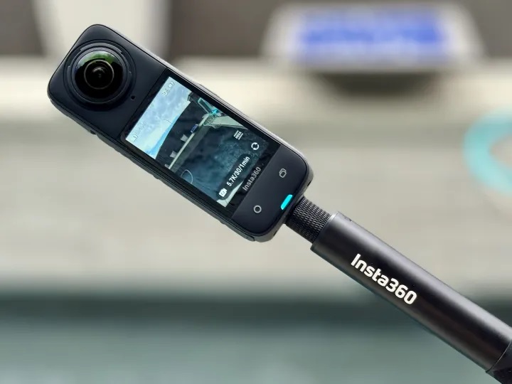 So sánh Pocket 3 và Insta360 X4: Phụ kiện
