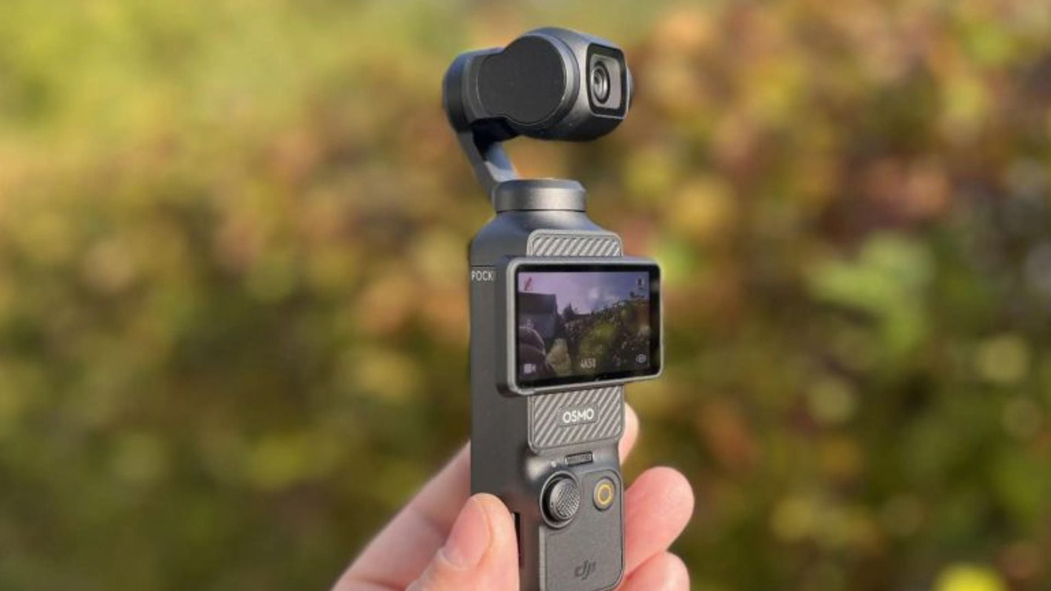 So sánh về zoom và điều khiển khung hình