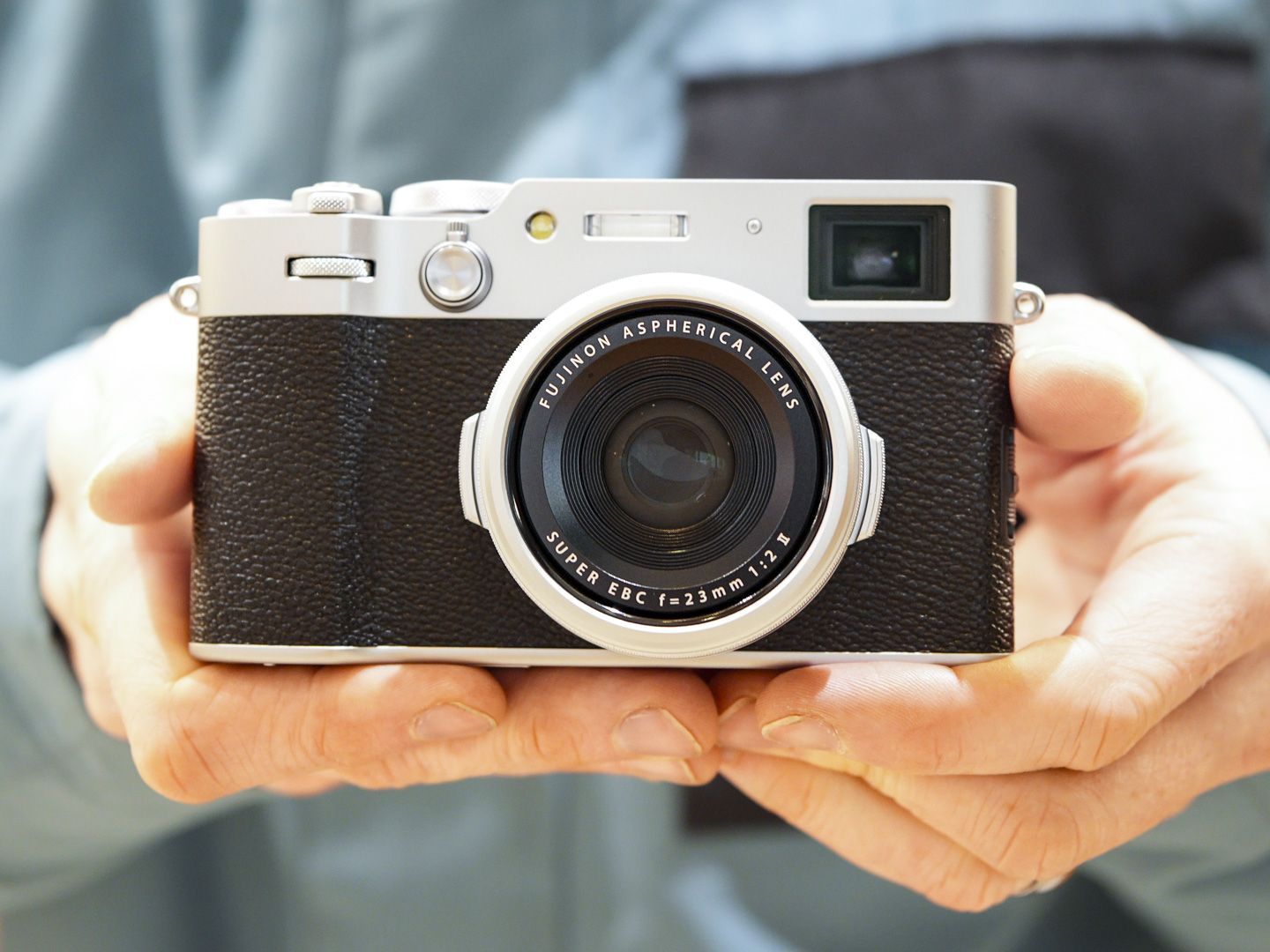 Fujifilm GFX100RF và X100VI: Tuổi thọ pin