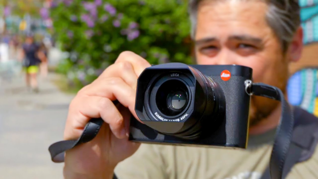Leica Q3 quay 8K, trong khi GFX100RF quay 4K