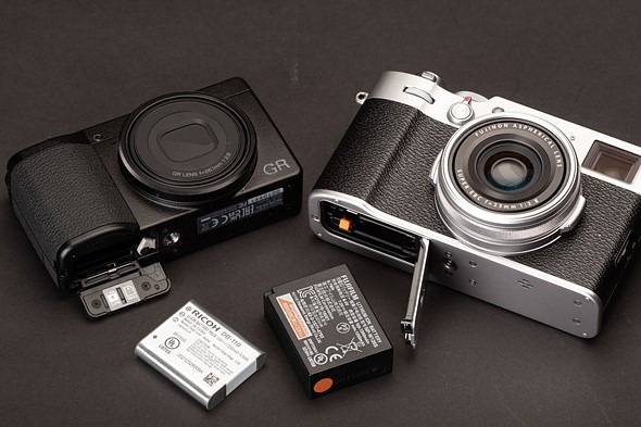 So sánh Fujifilm X100VI, Fujifilm X100V vs Ricoh GR IIIx: Thời lượng pin