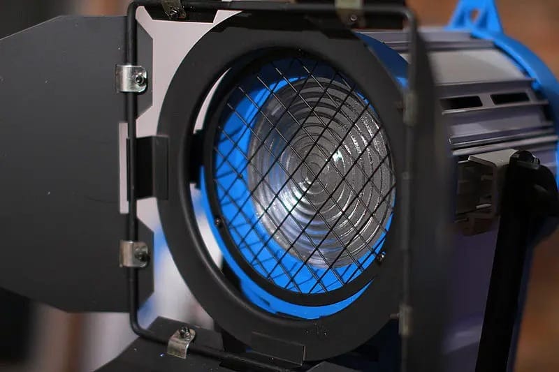 Phụ kiện lưới tạo ra các họa tiết bóng đổ sáng tạo