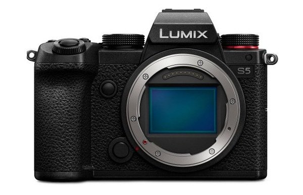 Lumix S5 - máy ảnh panasonic