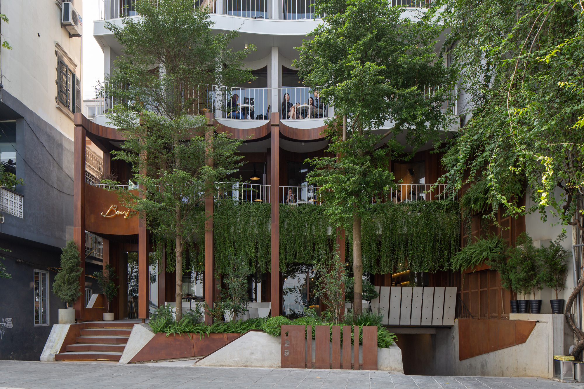 Bonjour Cafe mang đậm phong cách châu Âu