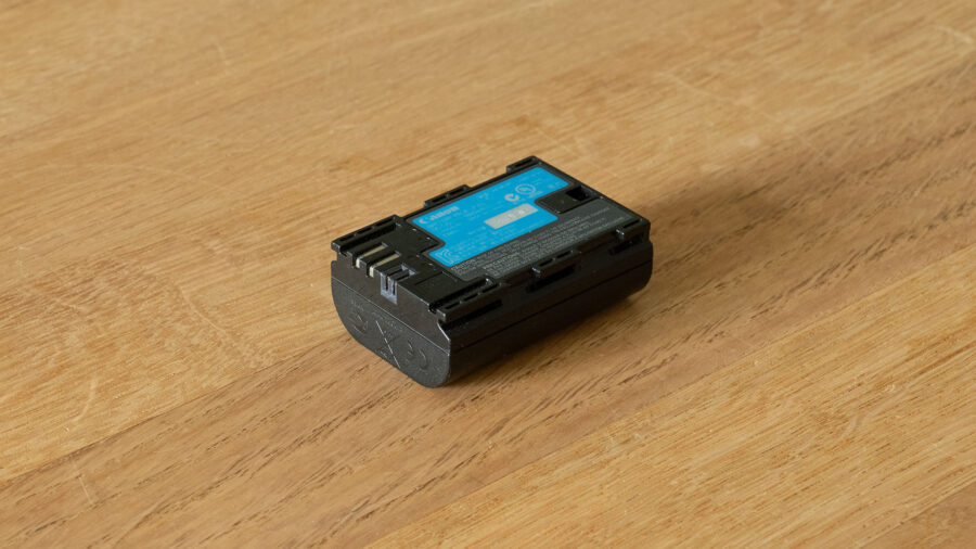 Chuẩn pin Canon hơn 15 năm vẫn chưa thay đổi